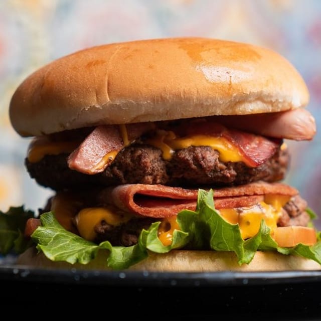 Juaritos Burger.